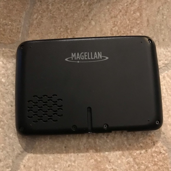 Magellan GPS - Picture 6 of 8